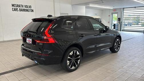 2026 Volvo XC60 B5 Plus