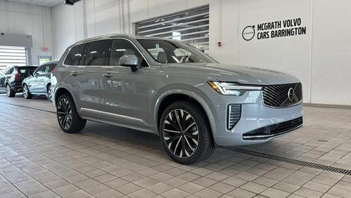 2025 Volvo XC90 B6 Plus 7-Seater