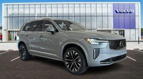 2025 Volvo XC90 B6 Plus 7-Seater