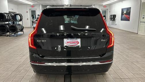2025 Volvo XC90 B6 Plus 7-Seater