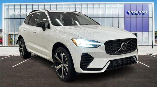 2025 Volvo XC60 Plug-In Hybrid T8 Ultra