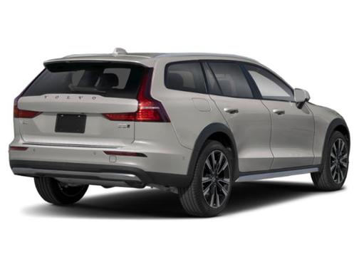 2025 Volvo V60 Cross Country Plus, B5 AWD Gas (mild hybrid)