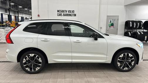 2026 Volvo XC60 B5 Plus