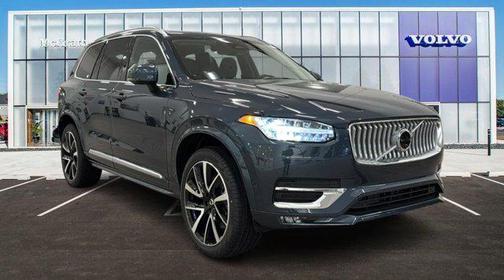 2025 Volvo XC90 B6 Plus 7-Seater