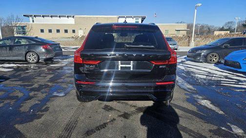 2025 Volvo XC60 B5 Core