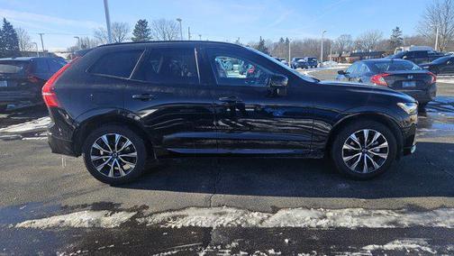 2025 Volvo XC60 B5 Core