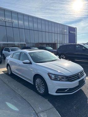 2017 Volkswagen Passat 1.8T SE
