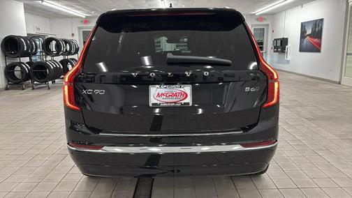 2026 Volvo XC90 B6 Plus 7-Seater