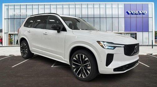 2026 Volvo XC90 B6 Ultra Dark Theme 7-Seater