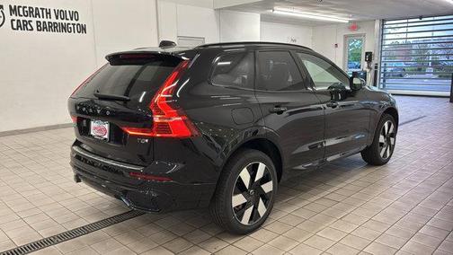 2025 Volvo XC60 Plug-In Hybrid T8 Plus