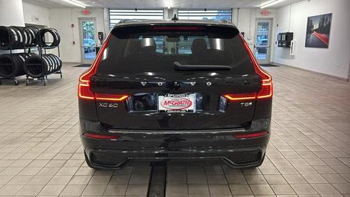 2025 Volvo XC60 Plug-In Hybrid T8 Plus
