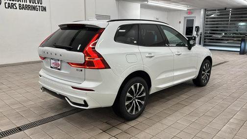 2025 Volvo XC60 B5 Core
