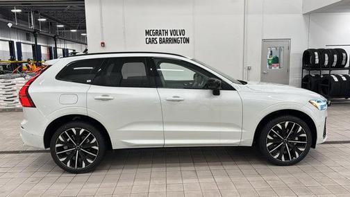 2026 Volvo XC60 B5 Ultra