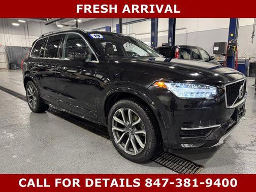 2019 Volvo XC90 T6 Momentum