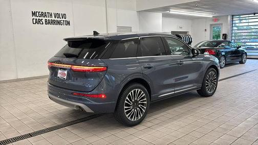 Ocean Drive Blue Metallic Tinted Clearciat 2022 Lincoln Corsair Reserve