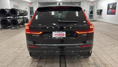 2025 Volvo XC60 Plug-In Hybrid T8 Plus