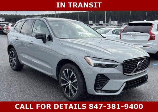 Vapour Grey Metallic 2025 Volvo XC60 B5 Plus