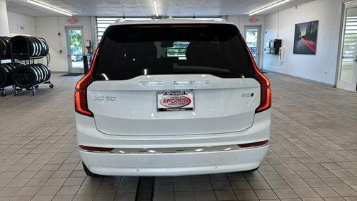 2026 Volvo XC90 Plus