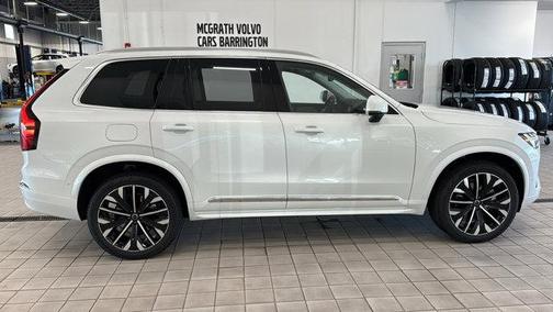 2026 Volvo XC90 Plus