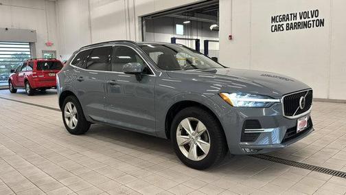 2022 Volvo XC60 B5 Momentum