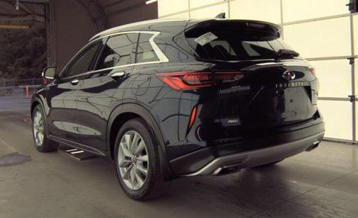2022 INFINITI QX50 LUXE AWD