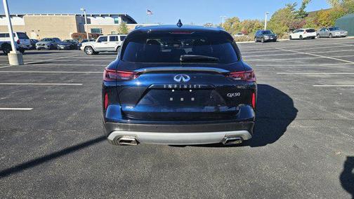2022 INFINITI QX50 LUXE AWD