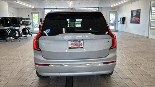 Silver Dawn Metallic 2025 Volvo XC90 B6 Plus 7-Seater
