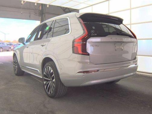 Silver Dawn Metallic 2025 Volvo XC90 B6 Plus 7-Seater