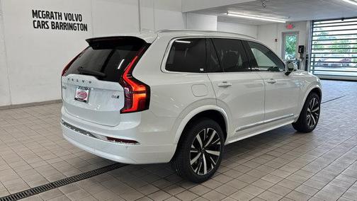 2026 Volvo XC90 B6 Core