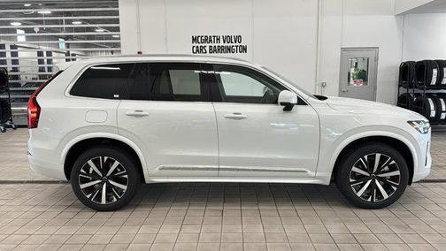 2026 Volvo XC90 B6 Core