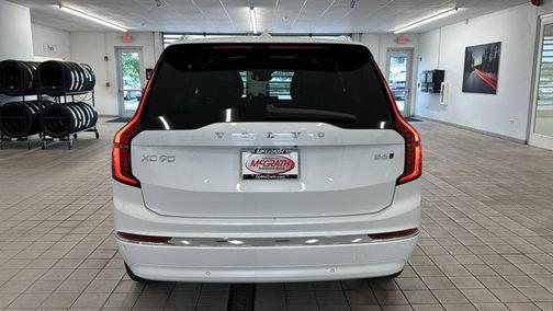 2026 Volvo XC90 B6 Core