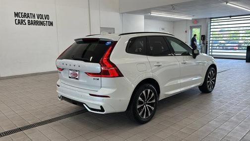 2025 Volvo XC60 Plus