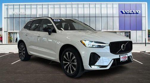 2025 Volvo XC60 Plus