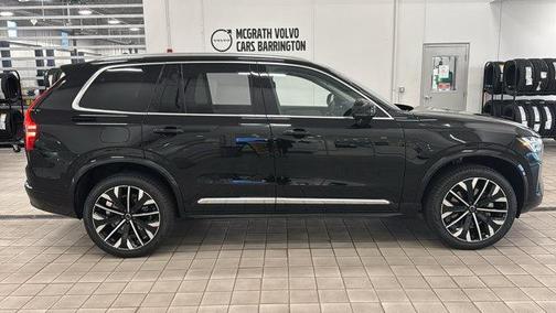 2025 Volvo XC90 B5 Plus 6-Seater