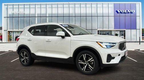 2023 Volvo XC40 B5 Core