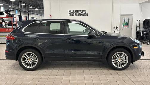 Moonlight Blue Metallic 2015 Porsche Cayenne Cayenne