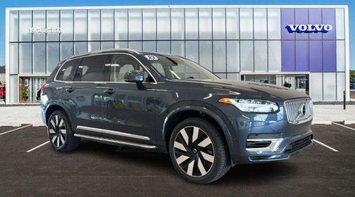 Denim Blue Metallic 2023 Volvo XC90 Recharge Plug-In Hybrid T8 Ultimate Bright Theme 7-Seater