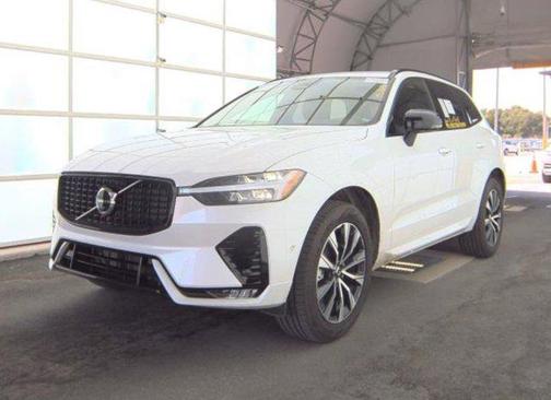 2025 Volvo XC60 Plus
