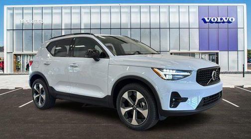 Cloud Blue 2026 Volvo XC40 Plus, B5 AWD Gas (mild hybrid), Dark