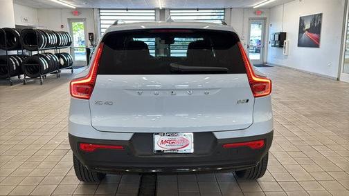 Cloud Blue 2026 Volvo XC40 Plus, B5 AWD Gas (mild hybrid), Dark