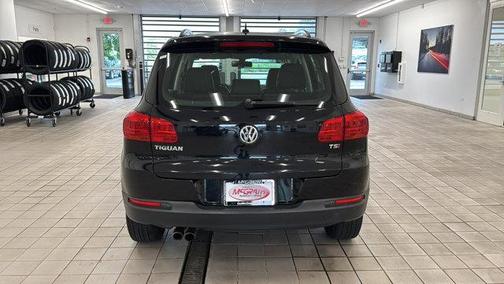 2016 Volkswagen Tiguan S