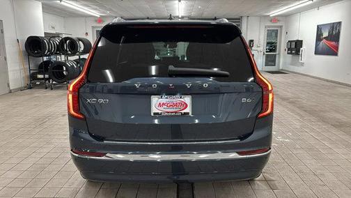 2026 Volvo XC90 B6 Plus 7-Seater