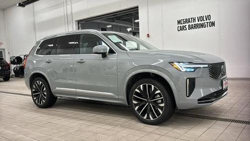 2025 Volvo XC90 B6 Plus 7-Seater