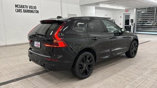 2026 Volvo XC60 Plug-In Hybrid T8 Ultra Black Edition