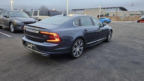 2023 Volvo S90 B6 Ultimate