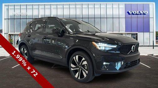 2026 Volvo XC40 B5 Ultra