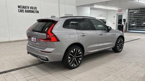 2026 Volvo XC60 B5 Ultra