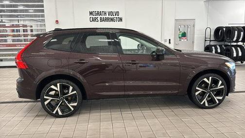 Mulberry Metallic 2026 Volvo XC60 B5 Ultra
