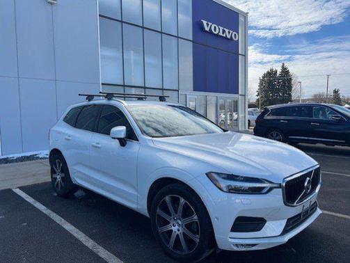 2018 Volvo XC60 T6 Momentum