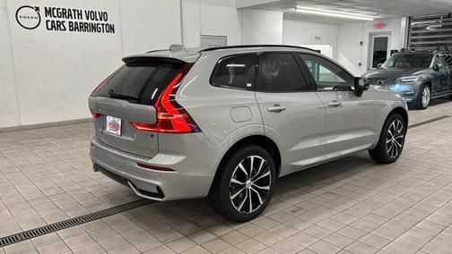 2025 Volvo XC60 B5 Plus